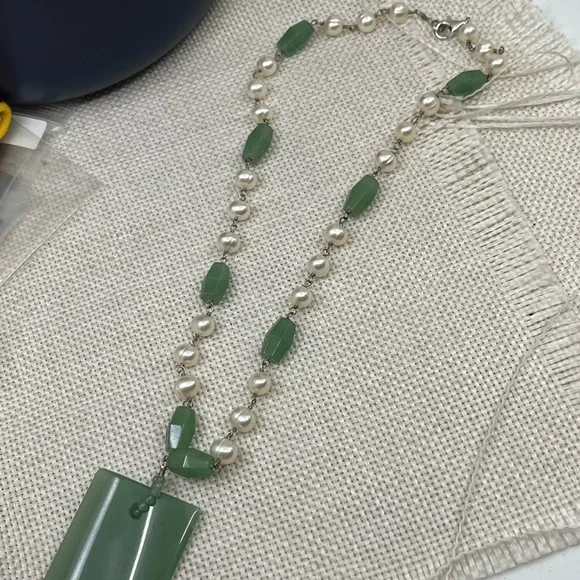 Vintage Green Jade & Pearl Sterling Silver Pendant Necklace 16" - Picture 16 of 17